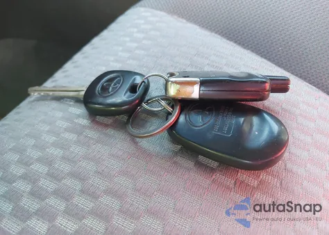 2015 Toyota Tacoma Base V6 from USA, damaged, VIN 3TMLU4EN6FM171449